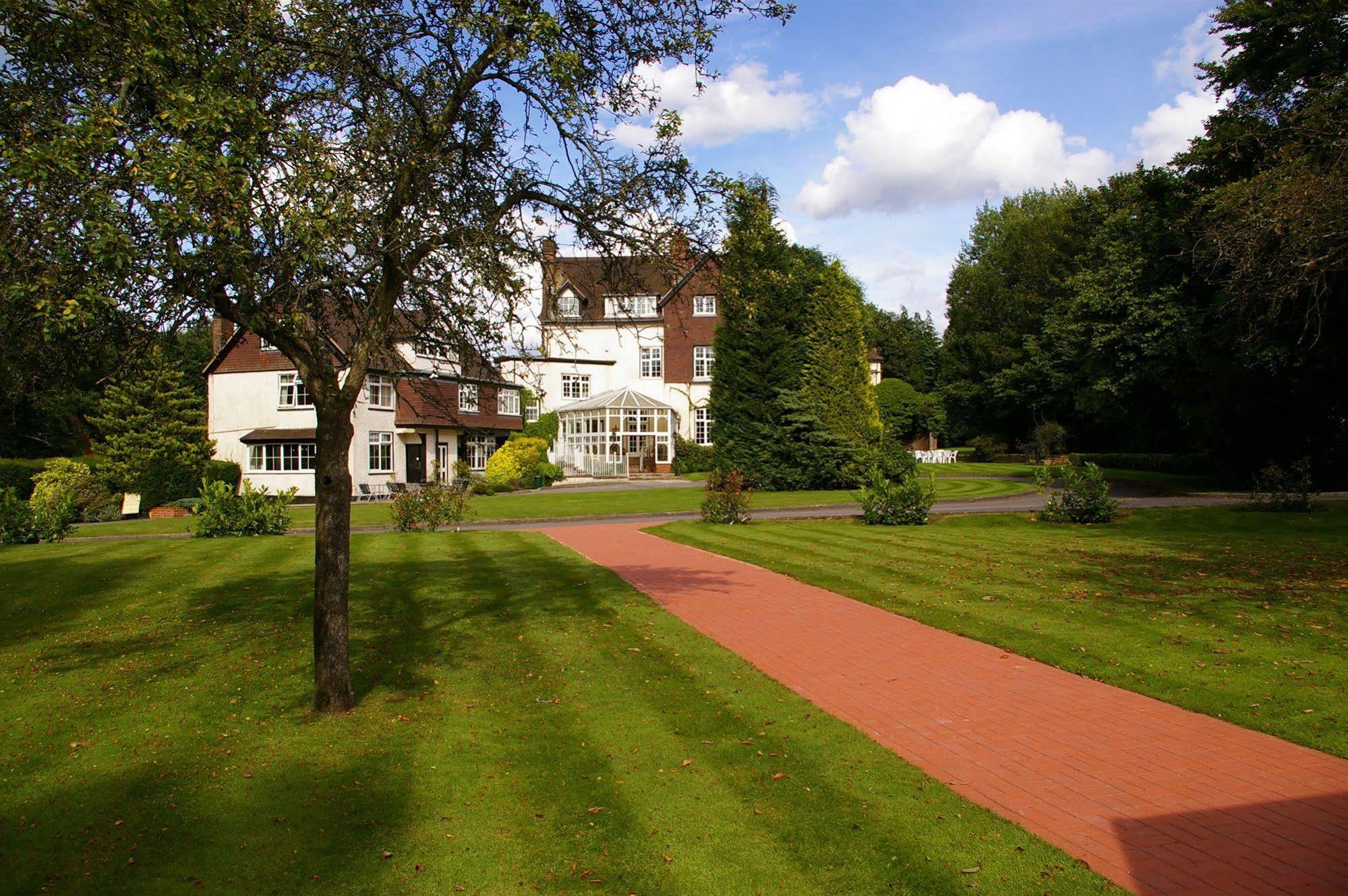 Guildford Manor Hotel & Spa Ngoại thất bức ảnh
