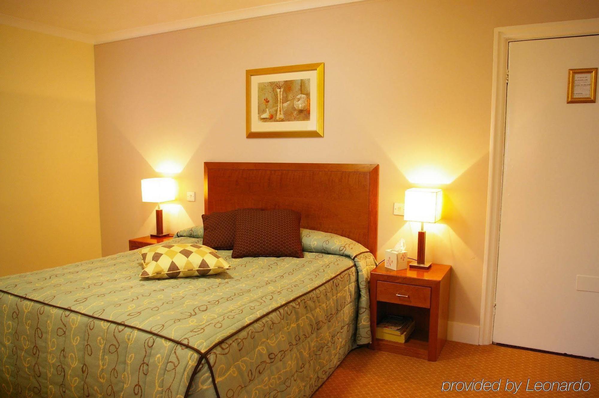 Guildford Manor Hotel & Spa Ngoại thất bức ảnh